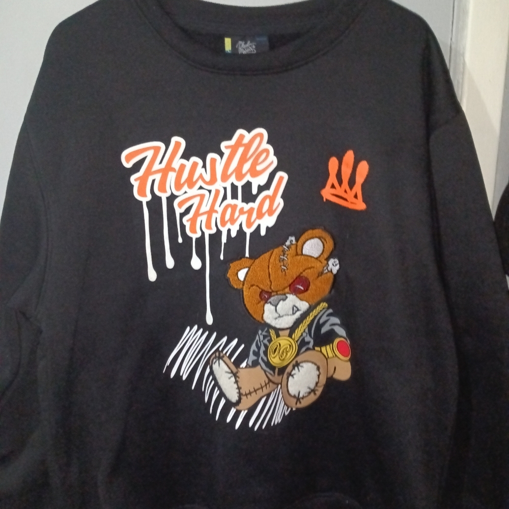 Hustle hard sweater